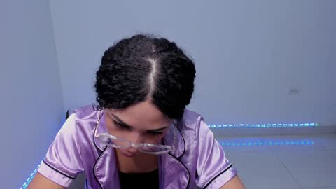 Snapshot of sweet_anie_04 chatting on December 22, 2024, 3:55 am Anie online show from December 22, 2024, 3:55 am