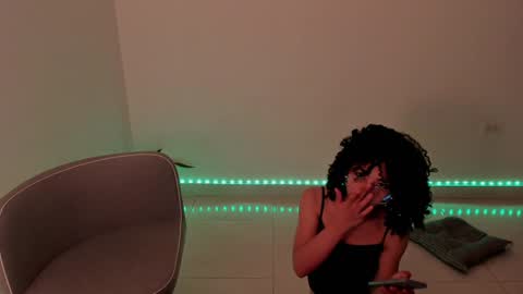 Snapshot of sweet_anie_04 chatting on December 22, 2024, 7:11 am Anie online show from December 22, 2024, 7:11 am