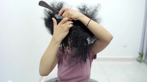 Snapshot of sweet_anie_04 chatting on January 23, 2025, 2:33 am Anie online show from January 23, 2025, 2:33 am