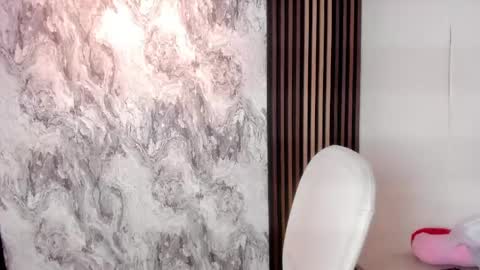 Snapshot of sweet_aura31 chatting on May 3, 2026, 8:59 pm Aura online show from May 3, 2026, 8:59 pm