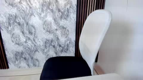 Snapshot of sweet_aura31 chatting on May 6, 2026, 8:47 pm Aura online show from May 6, 2026, 8:47 pm