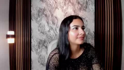 Snapshot of sweet_aura31 chatting on May 8, 2026, 8:03 pm Aura online show from May 8, 2026, 8:03 pm