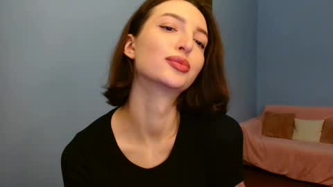 Snapshot of sweet_baby_miranda_ chatting on December 7, 2024, 3:47 am Miranda online show from December 7, 2024, 3:47 am