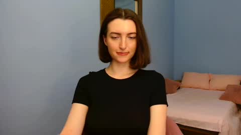 Snapshot of sweet_baby_miranda_ chatting on December 12, 2024, 3:32 am Miranda online show from December 12, 2024, 3:32 am