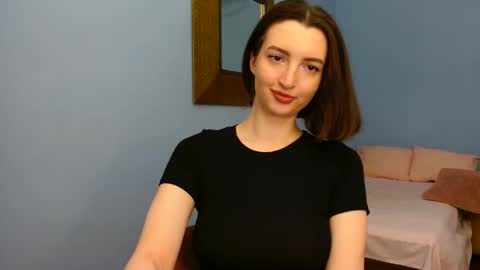 Snapshot of sweet_baby_miranda_ chatting on December 13, 2024, 1:26 am Miranda online show from December 13, 2024, 1:26 am