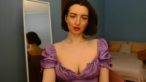 Snapshot of sweet_baby_miranda_ chatting on January 25, 2025, 11:22 pm Miranda online show from January 25, 2025, 11:22 pm