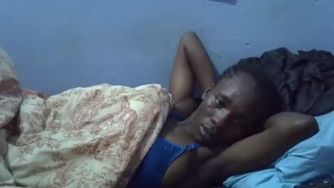 sweet_candie01 online show from April 8, 2026, 6:19 pm