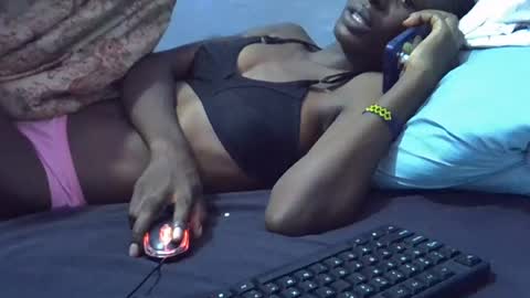 sweet_candie01 online show from June 15, 2026, 12:51 pm