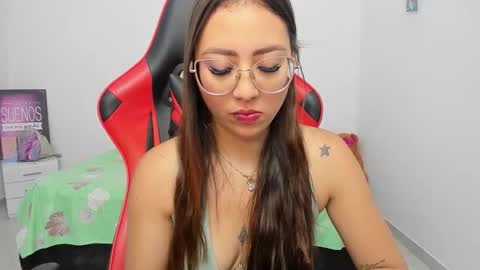 sweet_coral_ online show from February 11, 2026, 1:16 pm