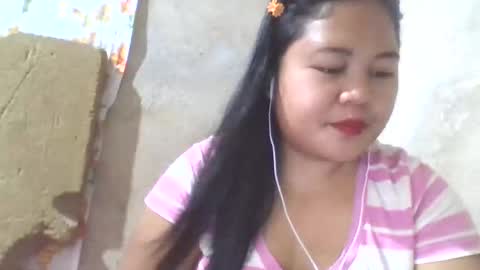 sweet_eddine online show from October 2, 2025, 2:35 pm