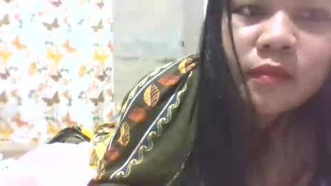 sweet_eddine online show from October 30, 2025, 1:23 pm