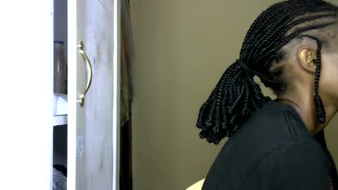 Snapshot of sweet_freaky chatting on June 30, 2026, 10:05 am sweet_freaky online show from June 30, 2026, 10:05 am