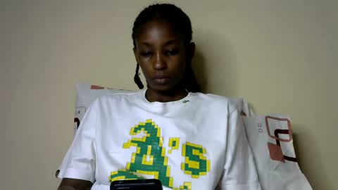 Snapshot of sweet_freaky chatting on July 5, 2026, 12:12 pm sweet_freaky online show from July 5, 2026, 12:12 pm