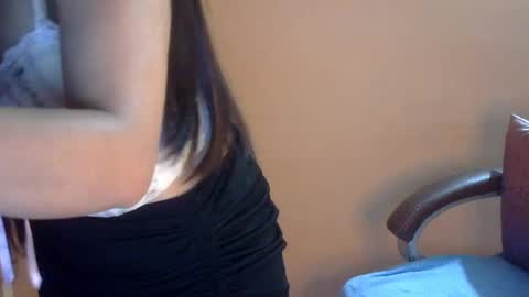 sweet_kanchi online show from May 14, 2026, 7:42 pm