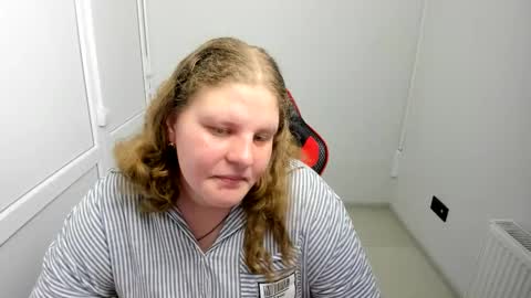 Snapshot of sweet_karla_la chatting on May 22, 2026, 11:27 am Karla online show from May 22, 2026, 11:27 am
