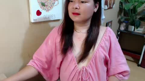 Nicahhh online show from April 17, 2026, 11:02 am