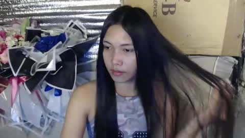sweet_lady14 online show from April 30, 2026, 4:35 pm