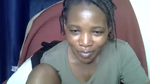 sweet_lessly online show from February 10, 2026, 1:04 pm