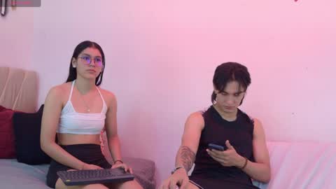 Mia online show from May 12, 2026, 12:24 pm