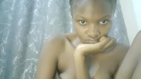 Snapshot of sweet_mellanie001 chatting on March 11, 2025, 9:15 pm sweet_mellanie001 online show from March 11, 2025, 9:15 pm