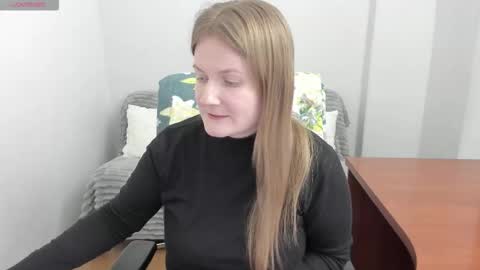 Snapshot of sweet_melody_of_ur_heart chatting on January 18, 2026, 8:23 pm Mila online show from January 18, 2026, 8:23 pm