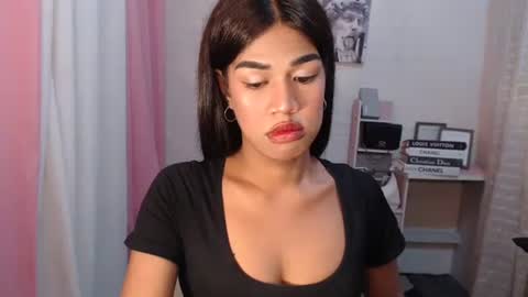 Melon online show from October 24, 2025, 6:37 pm