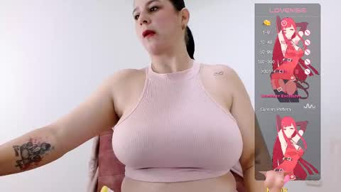 Snapshot of sweet_monsalve34 chatting on April 29, 2026, 10:41 am MONSALVE online show from April 29, 2026, 10:41 am