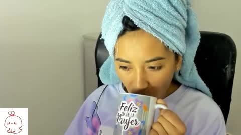 Nhaomy online show from September 13, 2025, 11:54 am