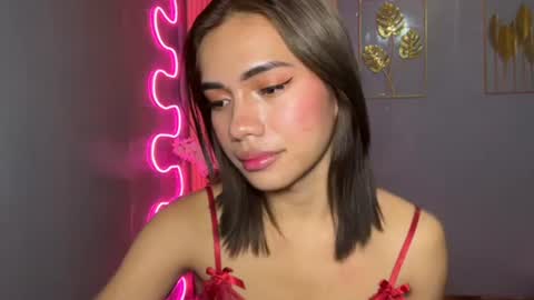 Snapshot of sweet_nikki03 chatting on April 2, 2026, 10:51 pm sweet_nikki03 online show from April 2, 2026, 10:51 pm