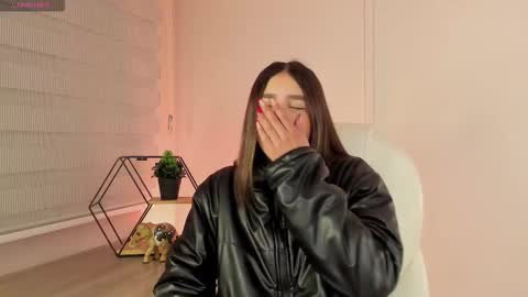 Sweet Obsession online show from September 12, 2025, 12:49 pm