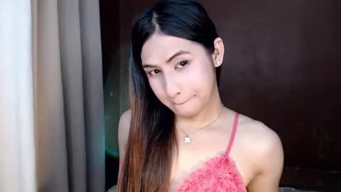 sweet_paprikaxx online show from June 1, 2026, 12:51 pm