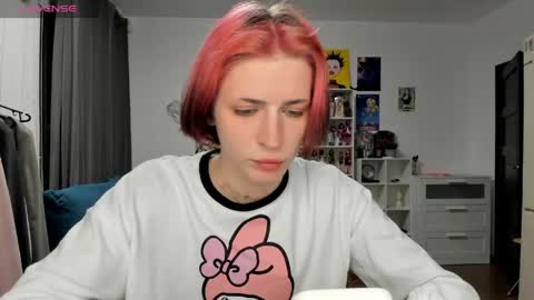 kira online show from March 22, 2026, 6:33 pm