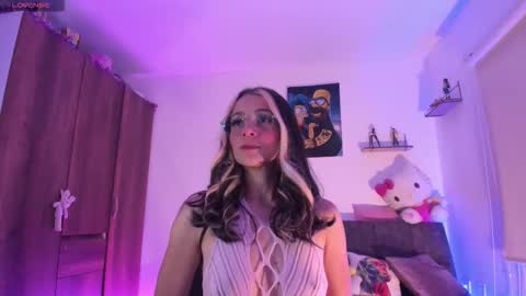 Snapshot of sweet_penny_ chatting on September 11, 2025, 11:49 pm Penny  online show from September 11, 2025, 11:49 pm