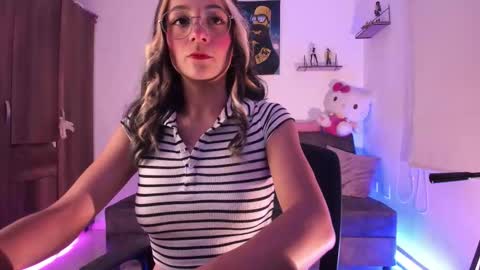 Snapshot of sweet_penny_ chatting on September 21, 2025, 11:50 pm Penny  online show from September 21, 2025, 11:50 pm