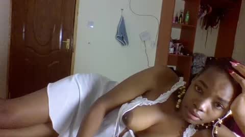 Snapshot of sweet_planet chatting on July 21, 2026, 3:42 am sweet_planet online show from July 21, 2026, 3:42 am