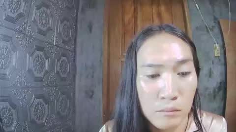 sweet_reyan23 online show from April 15, 2026, 2:46 pm