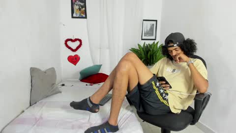 sweet_rose72 online show from May 15, 2026, 11:12 pm