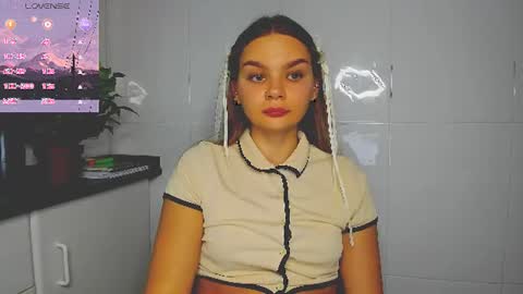 Snapshot of sweet_sabriina chatting on July 10, 2026, 7:38 pm Sabina online show from July 10, 2026, 7:38 pm