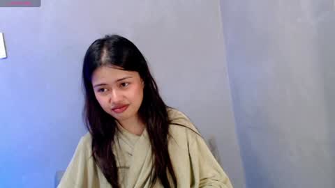 Leah online show from February 1, 2025, 8:18 am