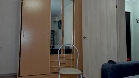 sweet_smith8 online show from December 23, 2025, 6:44 am