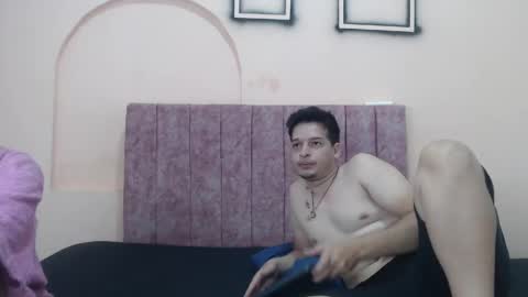 sweet_sofi20 online show from April 10, 2026, 2:44 pm