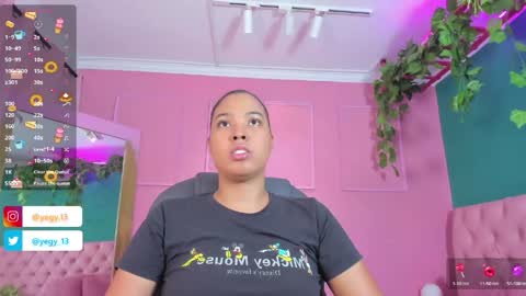 Yeileen online show from April 25, 2026, 8:17 pm