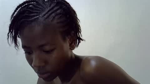 Princess vee online show from February 2, 2026, 10:25 am