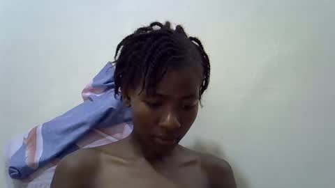 Princess vee online show from February 15, 2026, 10:58 am