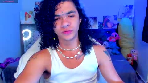 Steven independent model online show from March 6, 2025, 8:16 pm