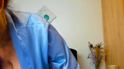 Viorica online show from April 9, 2026, 2:11 am