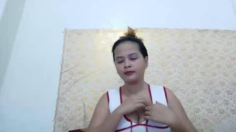 Snapshot of sweetasianforu chatting on April 12, 2026, 5:18 pm sweetasianforu online show from April 12, 2026, 5:18 pm