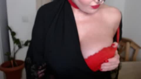 Snapshot of sweetberryxxx chatting on March 12, 2025, 12:53 am Diana online show from March 12, 2025, 12:53 am