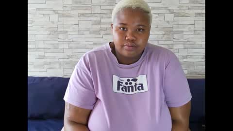 sweetbigmelons01 online show from February 24, 2026, 8:56 am