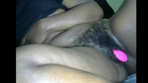 Snapshot of sweetchoclatebabe chatting on December 30, 2024, 7:11 pm choco online show from December 30, 2024, 7:11 pm